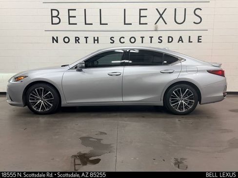 Used 2025 Lexus ES 300h w/ Premium Package FWD image 8