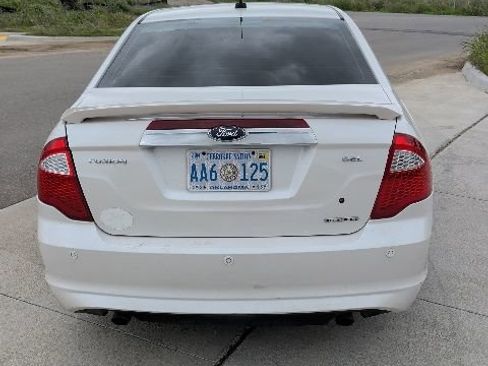 Used 2012 Ford Fusion SEL FWD image 4