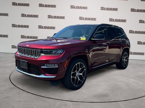 Used 2025 Jeep Grand Cherokee Summit AWD/4WD image 1