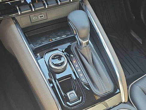 New 2026 GMC Canyon Denali AWD/4WD image 15