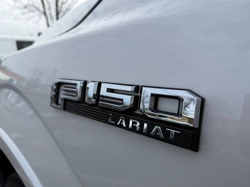 Used 2016 Ford F150 Lariat image 9