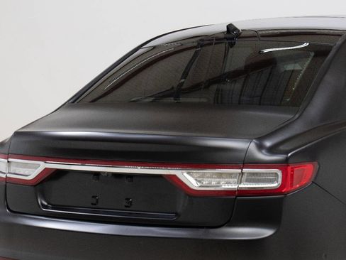 Used 2019 Lincoln Continental Reserve image 13