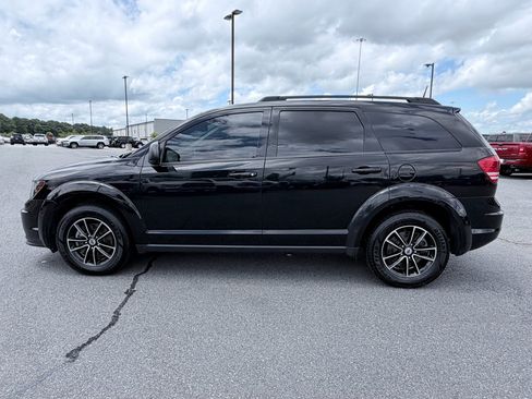 Used 2018 Dodge Journey SE w/ Blacktop Package FWD image 5
