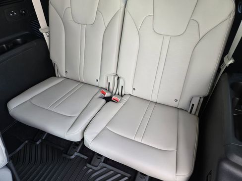 New 2026 Kia Sorento EX FWD image 21