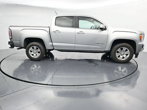 Used 2017 GMC Canyon SLE RWD image 9