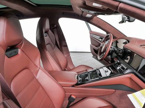 New 2026 Porsche Panamera GTS image 23