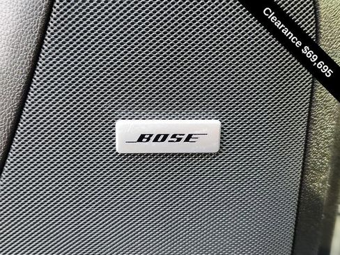 Used 2025 GMC Yukon XL Denali image 35