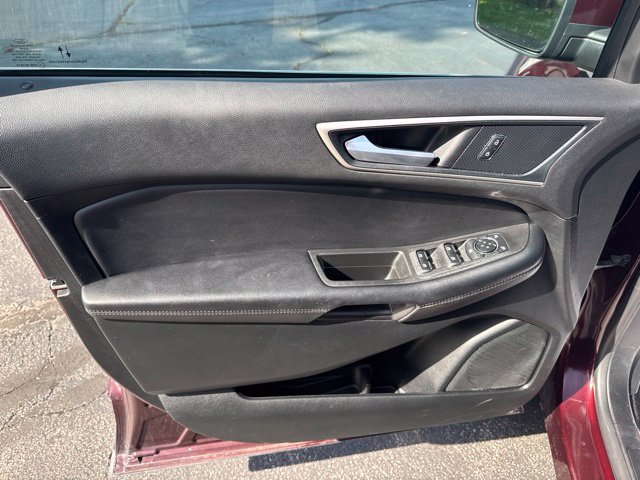 Certified 2024 Ford Edge SEL w/ Convenience Package AWD/4WD image 9