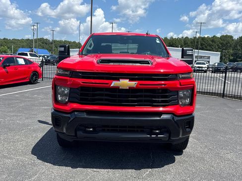 Used 2024 Chevrolet Silverado 2500 Custom w/ Custom Convenience Package AWD/4WD image 3