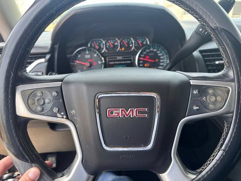 Used 2019 GMC Yukon SLT w/ Open Road Package RWD image 9