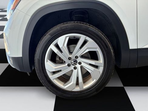 Used 2020 Volkswagen Atlas Cross Sport SEL FWD image 14