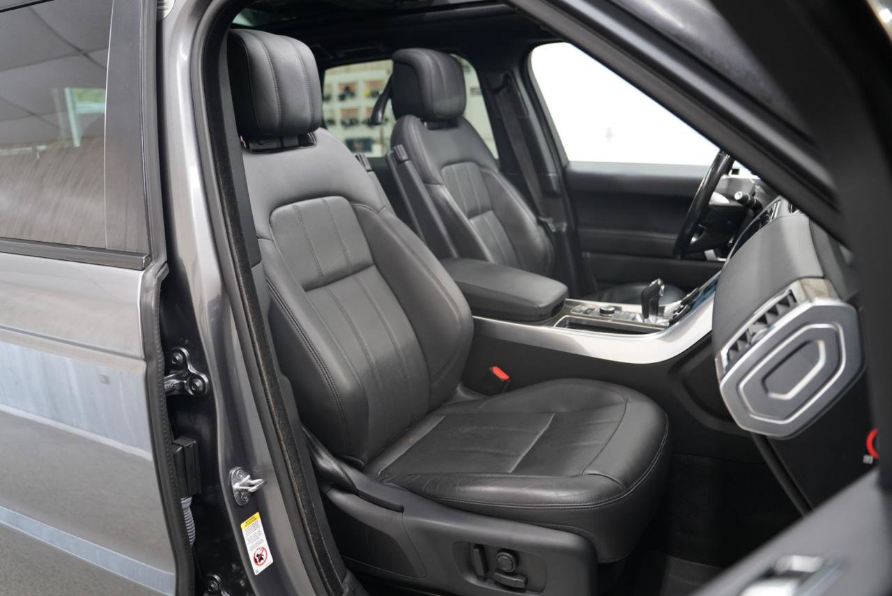 Used 2018 Land Rover Range Rover Sport HSE AWD/4WD image 31