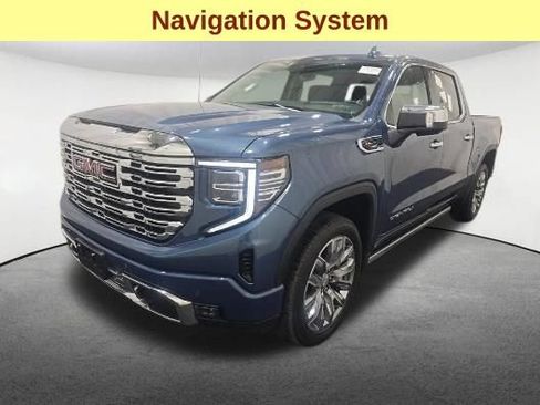 Used 2024 GMC Sierra 1500 Denali AWD/4WD image 4