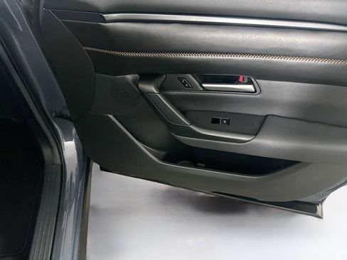 Used 2025 MAZDA CX-50 AWD 2.5 Hybrid w/ Premium Pkg image 31