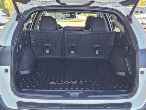 Used 2024 Subaru Outback Onyx Edition XT image 30