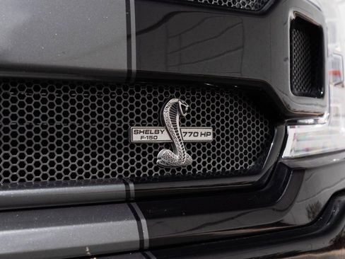 Used 2020 Ford F150 Lariat w/ Equipment Group 502A Luxury AWD/4WD image 9
