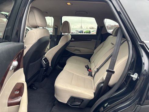 Used 2016 Kia Sorento LX image 44