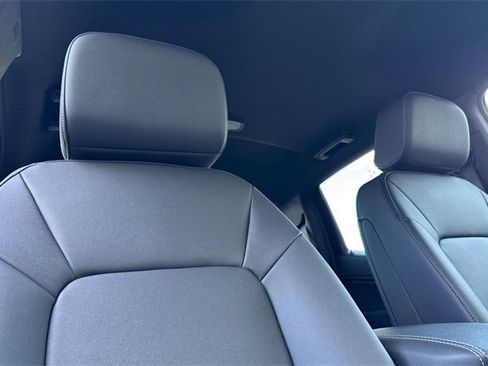 New 2025 GMC Canyon Elevation w/ Convenience Package image 18