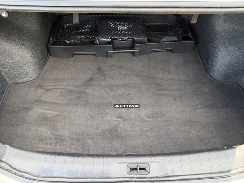 Used 2024 Nissan Altima 2.5 SR w/ SR Premium Package FWD image 22