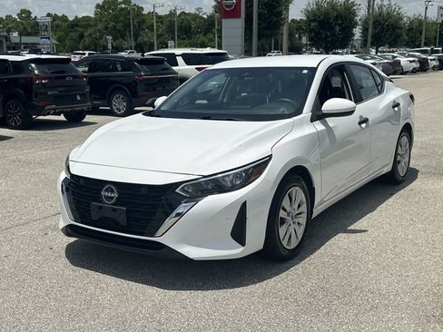 Used 2024 Nissan Sentra S FWD image 3