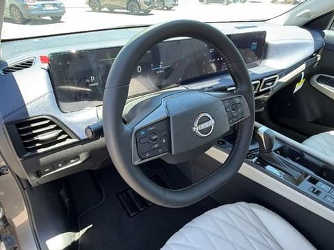 New 2026 Nissan Sentra SL w/ Floor Mat Package FWD image 32