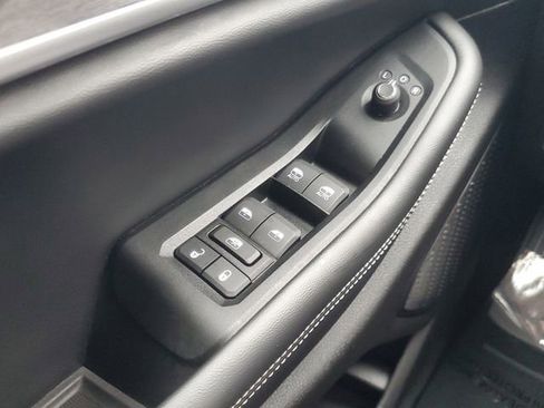 Certified 2025 Jeep Grand Cherokee L Limited w/ Luxury Tech Group II image 31