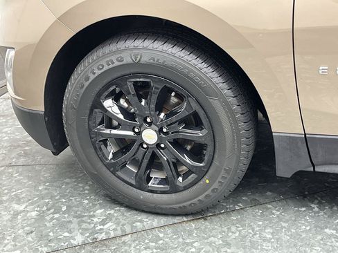 Used 2018 Chevrolet Equinox LT FWD image 30