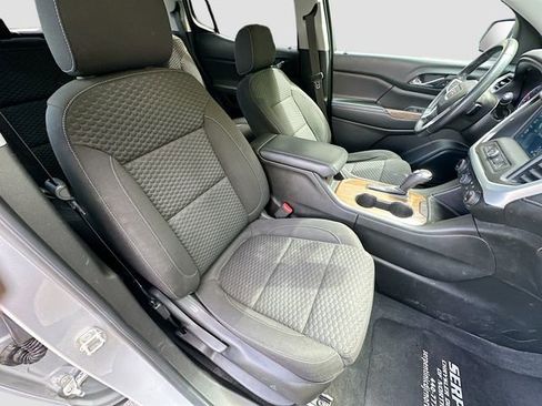 Used 2018 GMC Acadia SLE FWD image 30