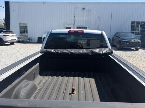 Used 2015 Chevrolet Silverado 2500 W/T w/ WT Convenience Package AWD/4WD image 3