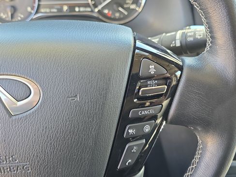 Used 2024 INFINITI QX80 Luxe image 18