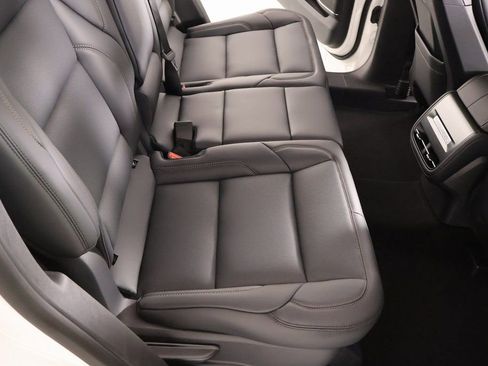 New 2026 Lincoln Nautilus Premier AWD/4WD image 15