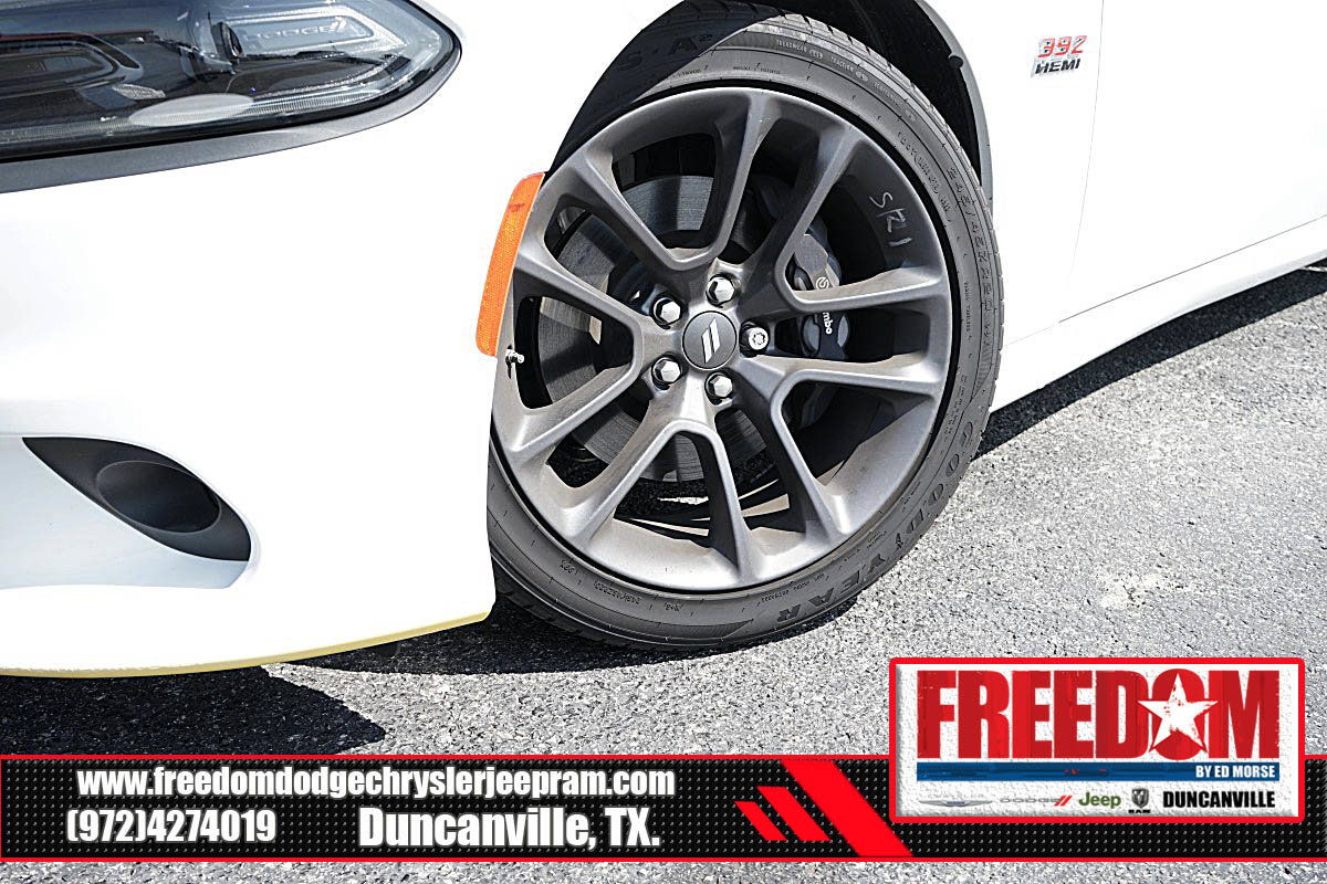 New 2023 Dodge Charger Scat Pack w/ Harman/Kardon Audio Group RWD image 9