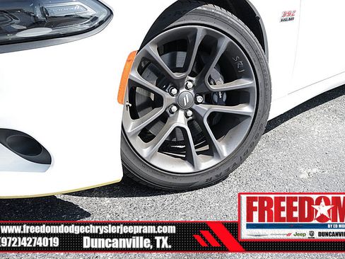 New 2023 Dodge Charger Scat Pack w/ Harman/Kardon Audio Group image 9