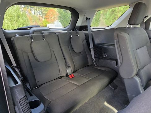 Used 2022 Ford Explorer XLT w/ Class IV Trailer Tow Package image 24