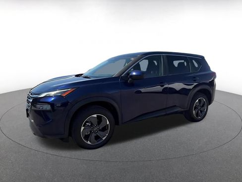 Used 2025 Nissan Rogue SV FWD image 8