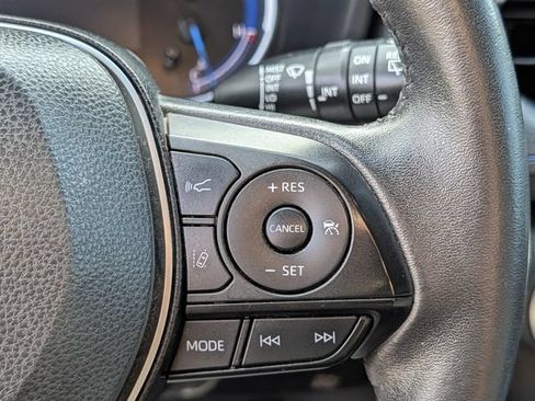 Used 2022 Toyota RAV4 XSE AWD/4WD image 20