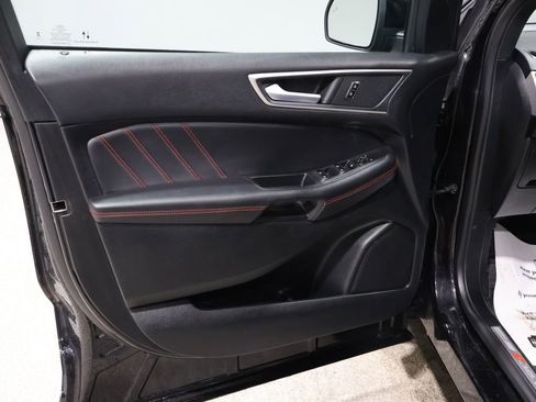 Used 2024 Ford Edge ST-Line image 13