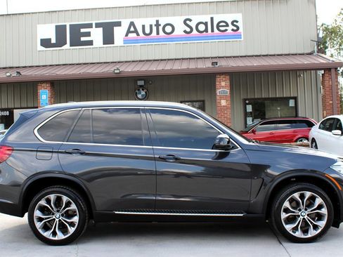 Used 2015 BMW X5 xDrive35d image 8