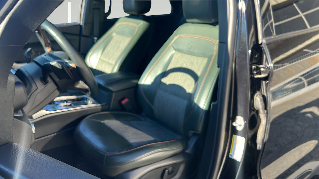 Used 2022 Ford Explorer Timberline AWD/4WD image 14