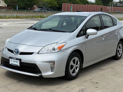 Used 2013 Toyota Prius Two FWD image 1