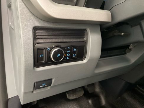 New 2026 Ford F250 XL w/ XL Chrome Package image 16