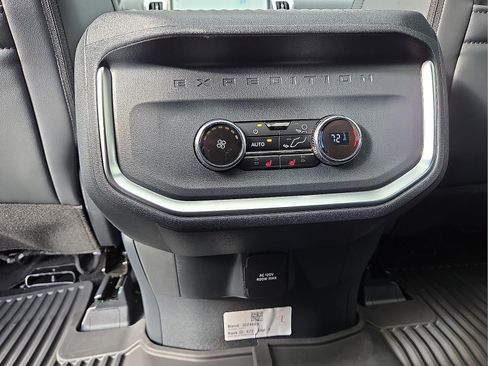 New 2026 Ford Expedition Max Platinum w/ Stealth Performance Package image 13