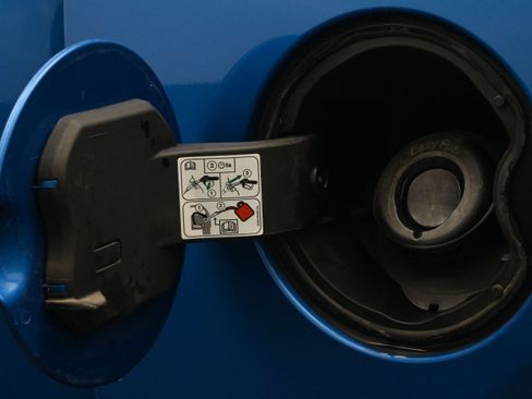 Used 2019 Ford F150 Lariat w/ Equipment Group 502A Luxury AWD/4WD image 12