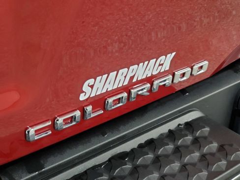 Used 2023 Chevrolet Colorado Trail Boss w/ Technology Package AWD/4WD image 27