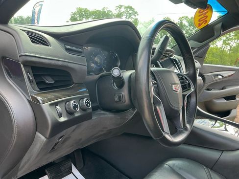 Used 2016 Cadillac Escalade Platinum AWD/4WD image 19