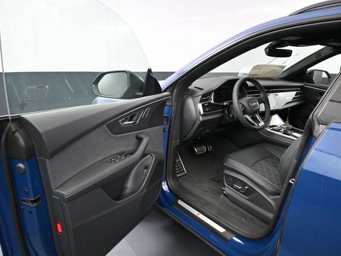 New 2026 Audi SQ8 Premium Plus AWD/4WD image 5