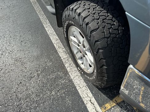 Used 2008 GMC Sierra 1500 SLE w/ SLE1 Preferred Package image 6