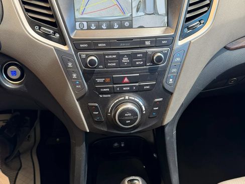 Used 2017 Hyundai Santa Fe FWD w/ Cargo Package image 17