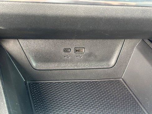 Used 2025 Chevrolet Equinox LT image 25