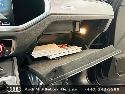 Certified 2025 Audi Q3 2.0T Premium Plus w/ Premium Plus Package AWD/4WD image 24